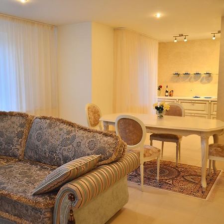 Apartment Astoriya Vitebsk Esterno foto